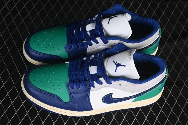 All categories Air Jordan Jordan series basketball shoes Air Jordan 1 Low G version pure original Air Jordan 1 Low AJ1 Joe 1 blue and green color matching low-top cultural casual sneakers 553558-147